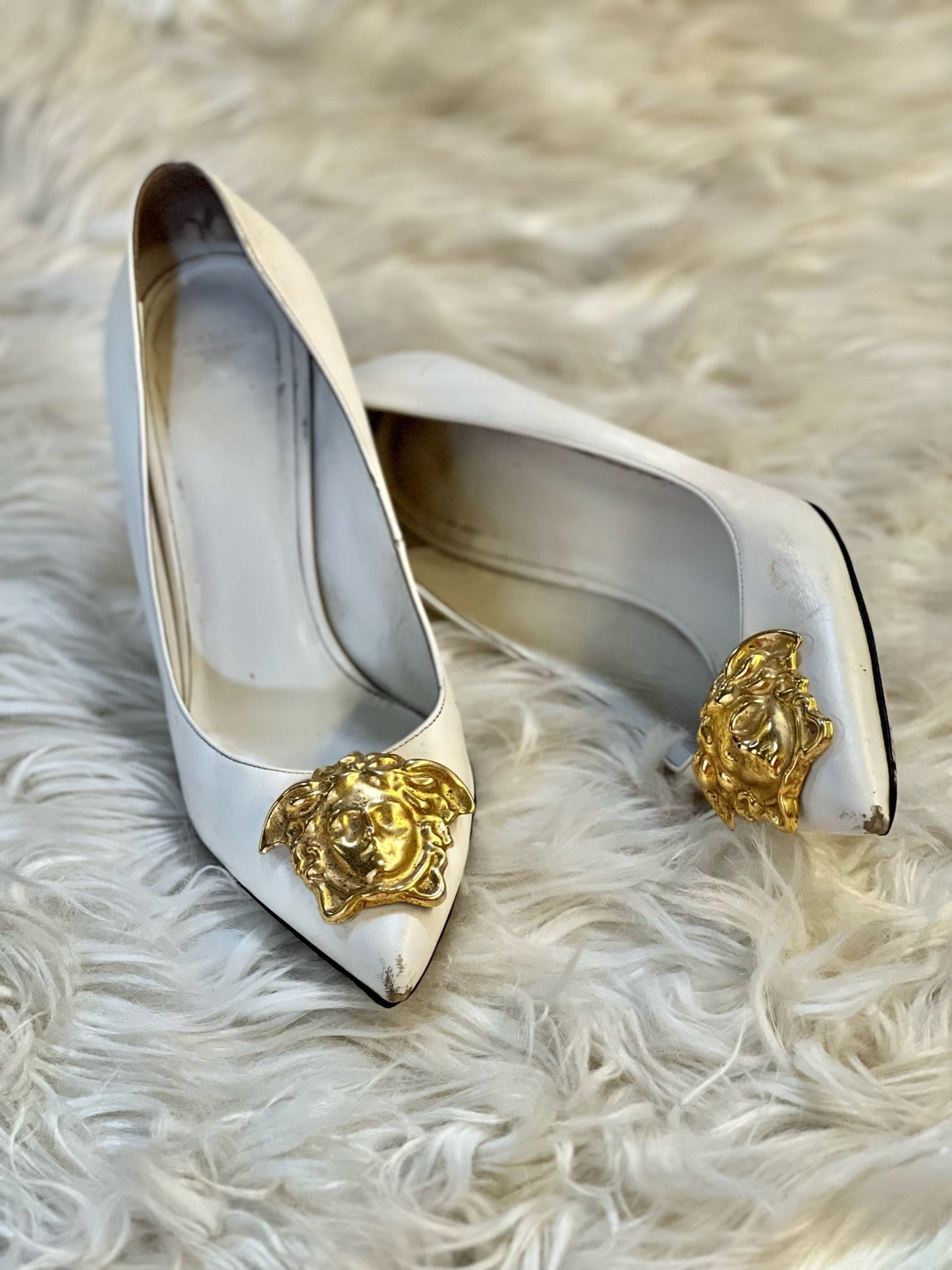 Versace Medusa Palazzo Pums