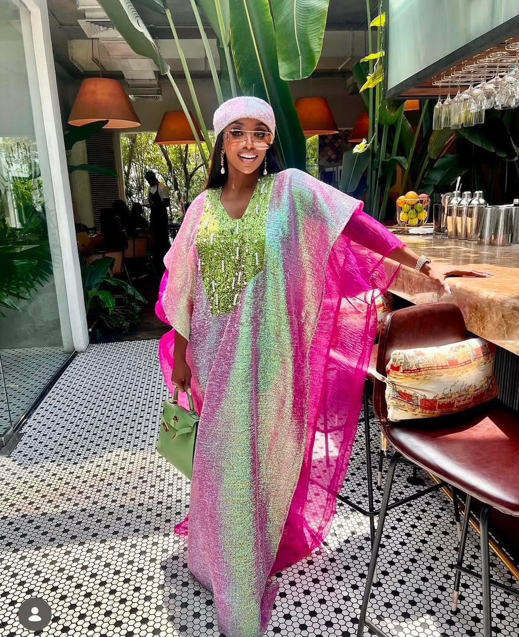 Dahlia Agbada