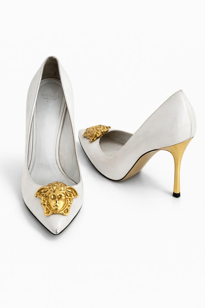 Versace Medusa Head Leather Pumps (UK 5 / EU 38)
